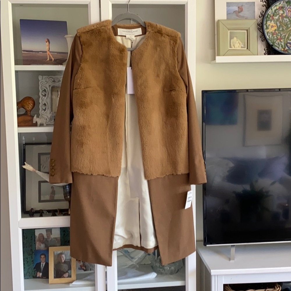 Something navy for treasure and bond coat size S